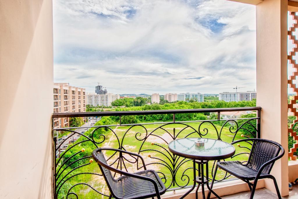 Athena Resort Jomtien Beach Exterior foto